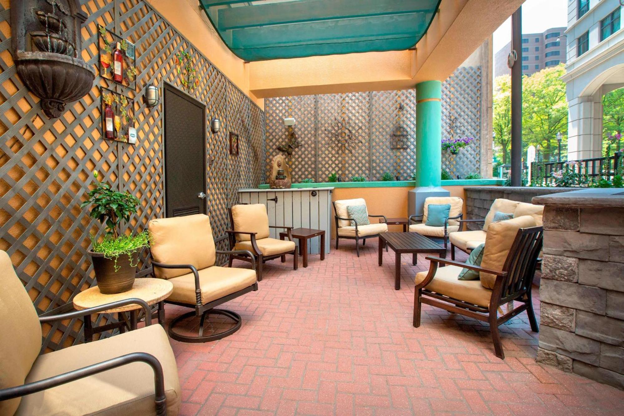 Courtyard Wilmington Downtown Hotel Exterior foto